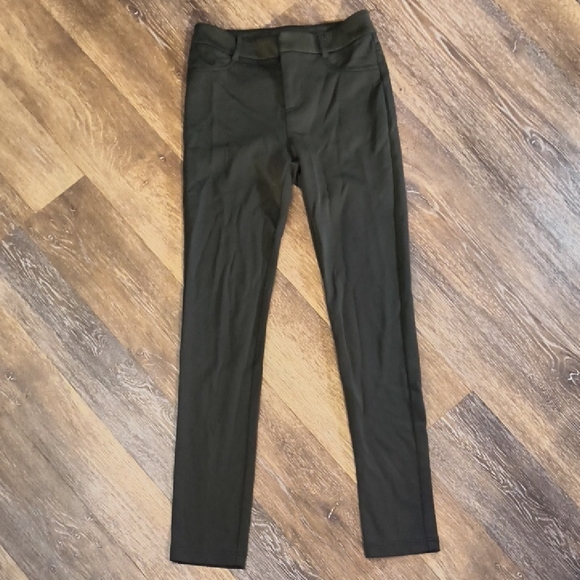 Forever 21 Pants - Forever 21 Classic Dark Green Skinny Strech Pants
